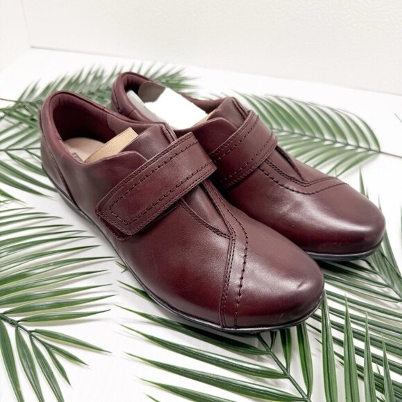 Clarks Women's Burgundy Leather Everlay Dixie Monk Strap Slip On Shoes Size 8 M - Picture 1 of 10